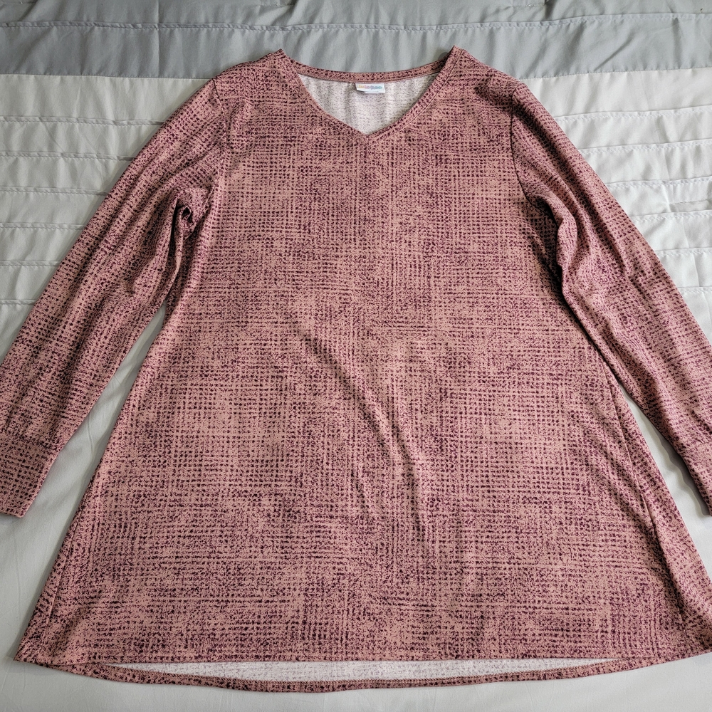 LuLaRoe Pink Textured V-Neck Long Sleeve Top